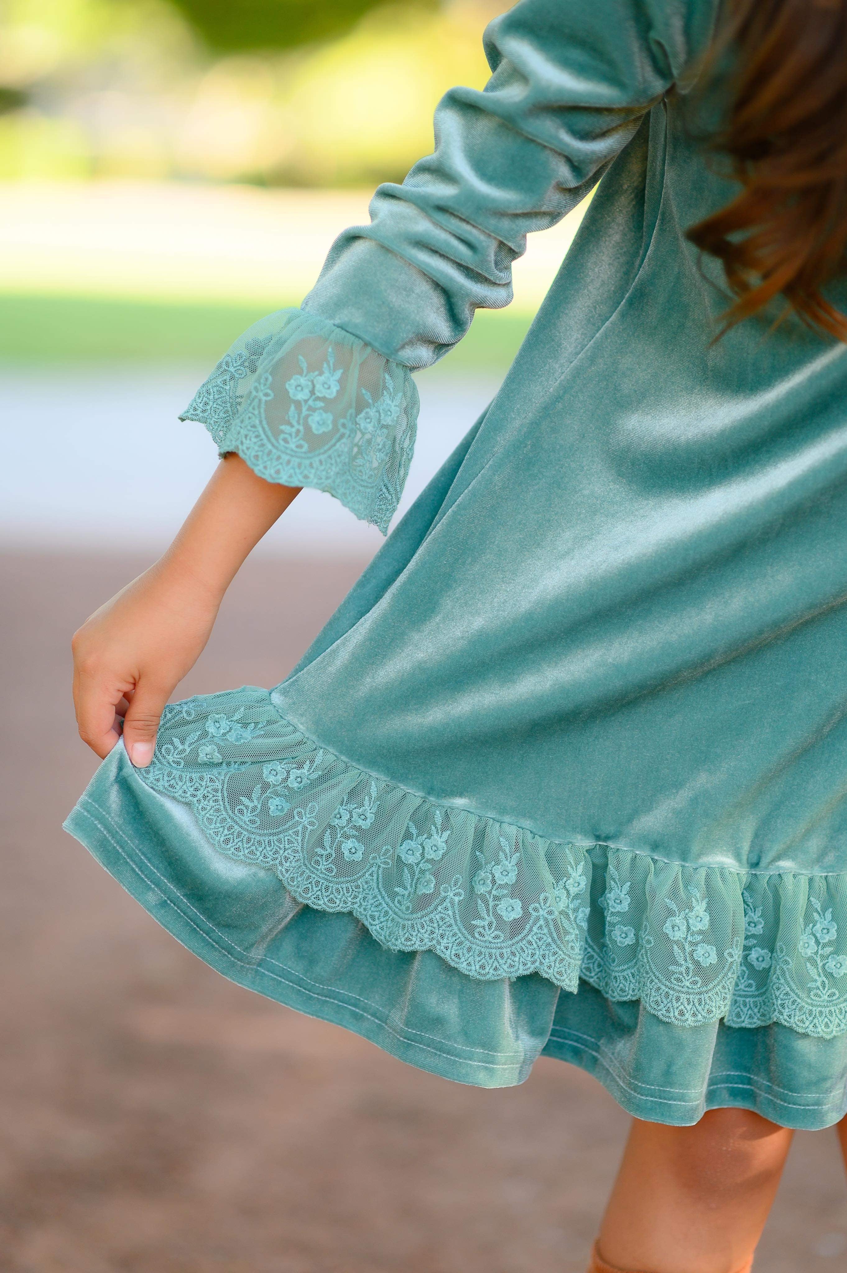 Wintergreen Simplicity Dress - Evie's Closet Clothing